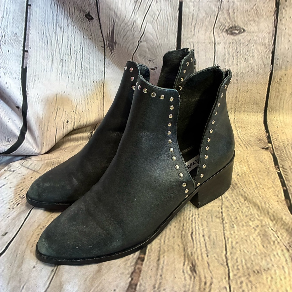 Steve Madden Conquest‎ Black Studded Moto Leather Ankle Booties Women’s Size 10M
